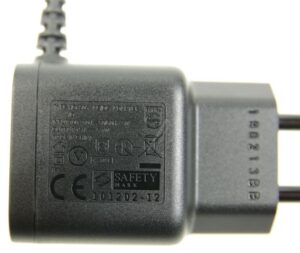 422203629991 NETADAPTER U4-15V BL 0.92M UK2 * (LET OP ENGELSE STEKKER)