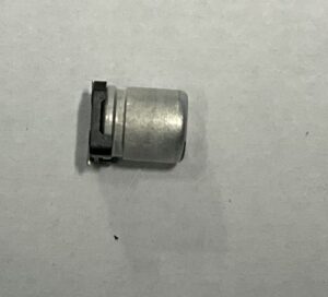 6,8UF-25V SMD-ELCO 105°,  4,0X5,8MM.