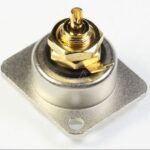 NF2D-0 CINCH ( geschikt voor RCA  ) JACK