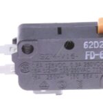 SZM-V16-FD-61 3405-001032 DEURSCHAKELAAR MIDDEN 125/ 250VAC 16A