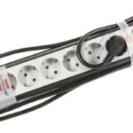 PREMIUM-LINE 1951580100 STECKDOSENLEISTE 8-FACH SCHWA RZ/ LICHTGRAU 3M H05VV-F 3G1,5