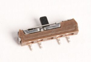 SSSS711403 SLIDE SWITCH 1-POLE,  3-POSITION REFLOW